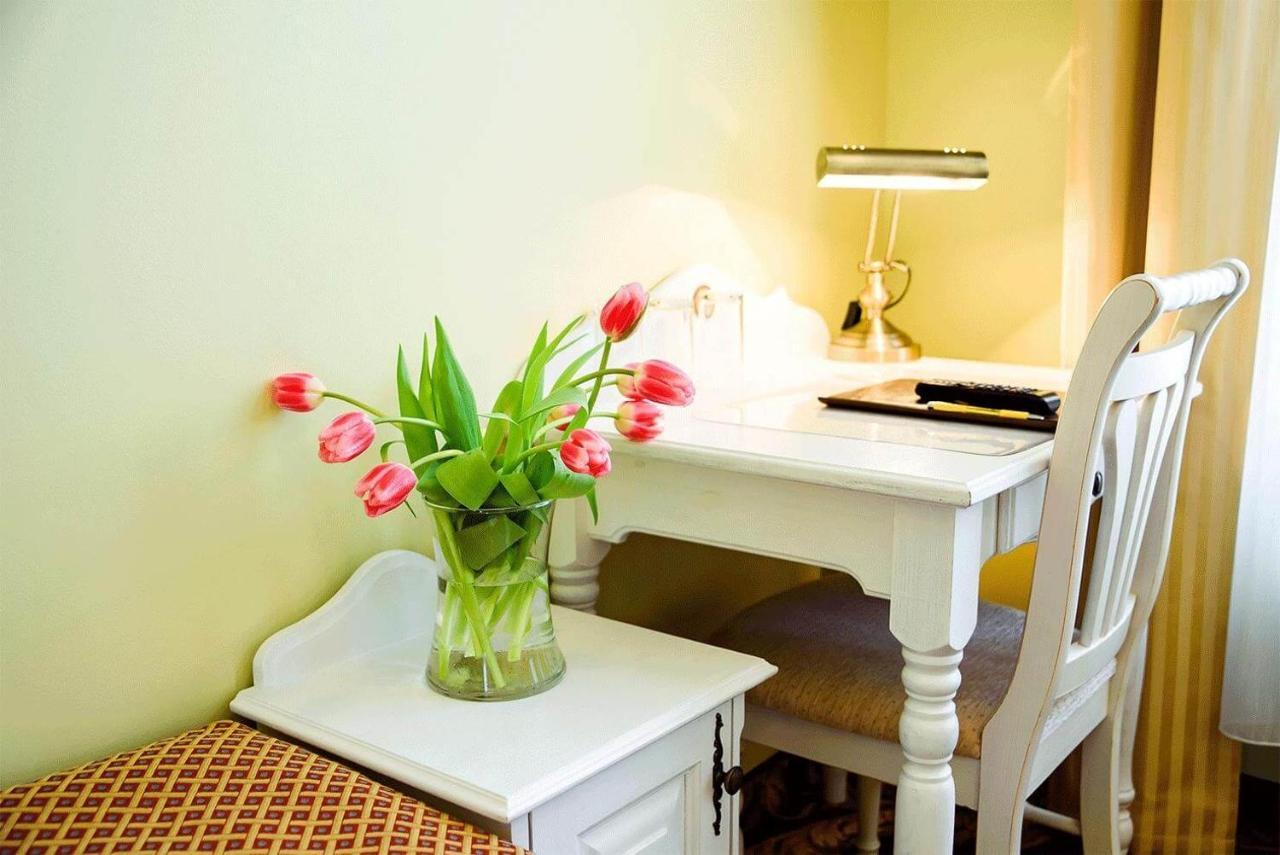 Hotel Metsis Valga Ngoại thất bức ảnh