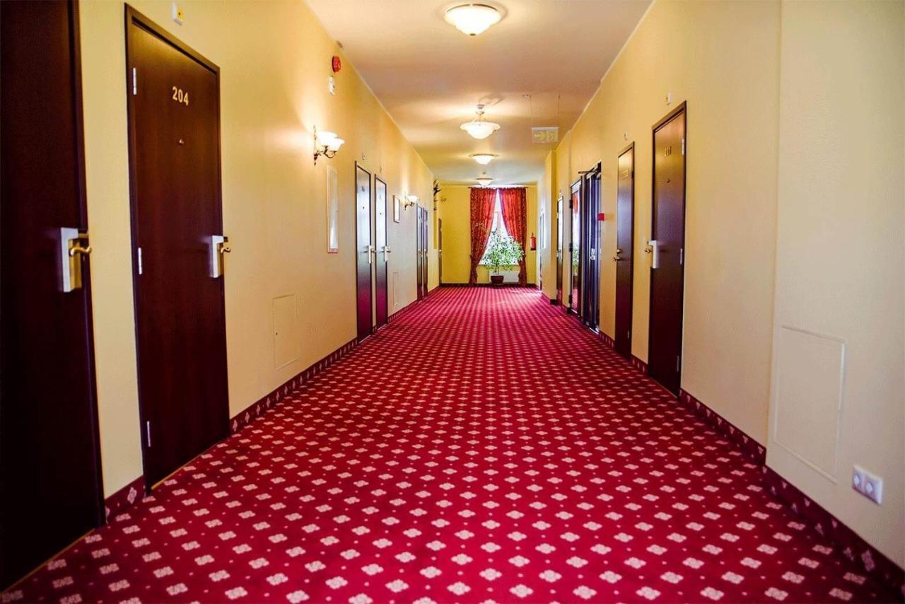 Hotel Metsis Valga Ngoại thất bức ảnh