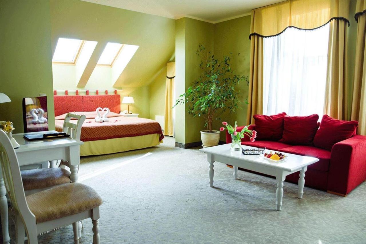 Hotel Metsis Valga Ngoại thất bức ảnh