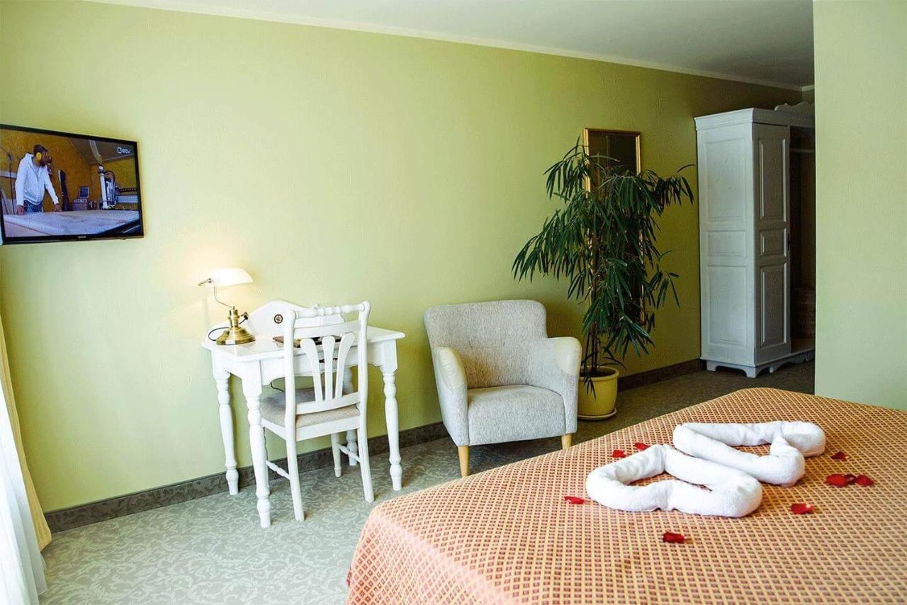Hotel Metsis Valga Ngoại thất bức ảnh