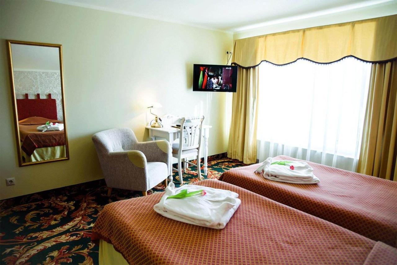 Hotel Metsis Valga Ngoại thất bức ảnh